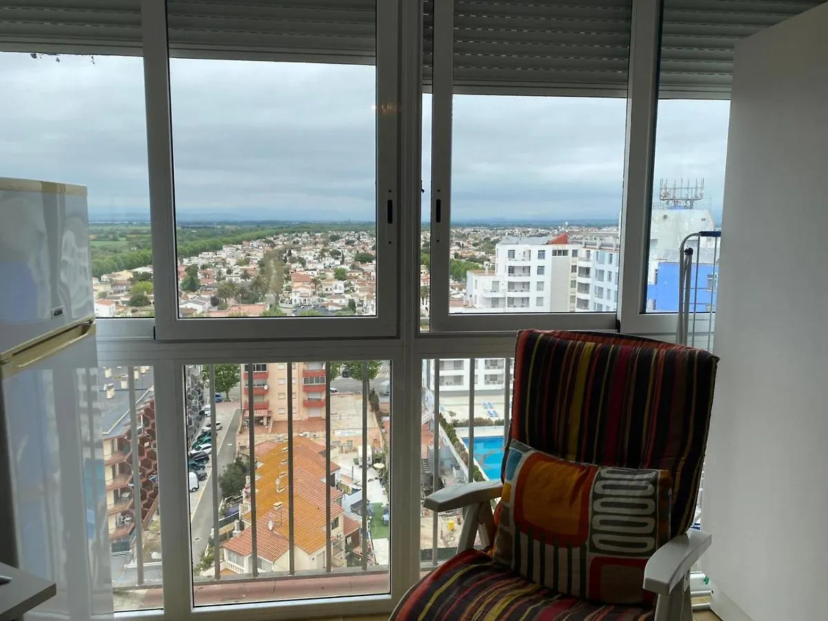Gloria Crespo Edifici Sylvia Blue Room Empuriabrava Apartment